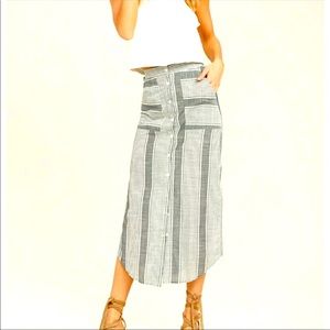 NWOT LULUS Button Down Midi Skirt Sz M